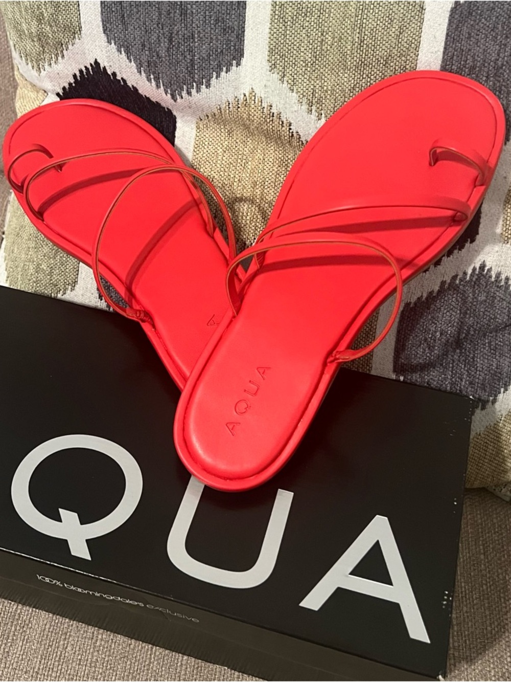 Aqua Neon Coral Flat Sandals NWB Never Used Size 9 Bright Slide